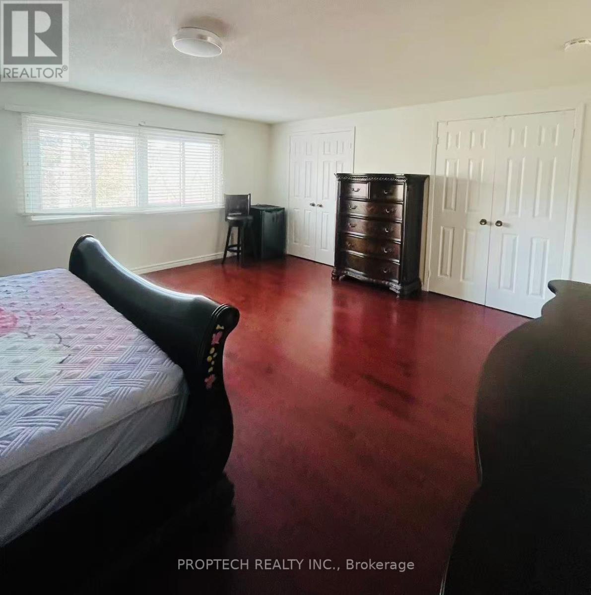 111 Digby Crescent, Markham, Ontario  L3R 7H4 - Photo 11 - N12883274