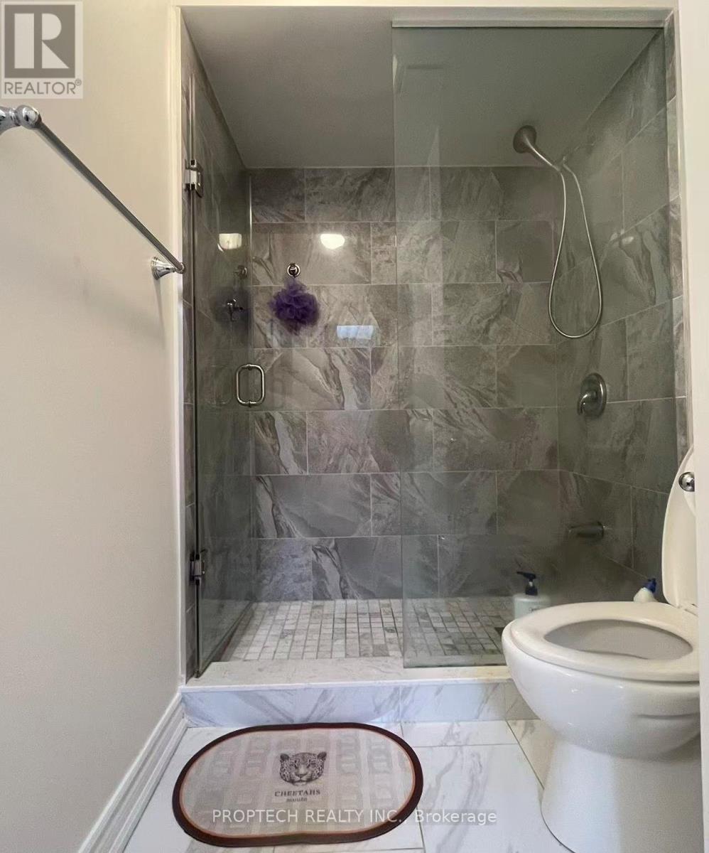 111 Digby Crescent, Markham, Ontario  L3R 7H4 - Photo 15 - N12883274