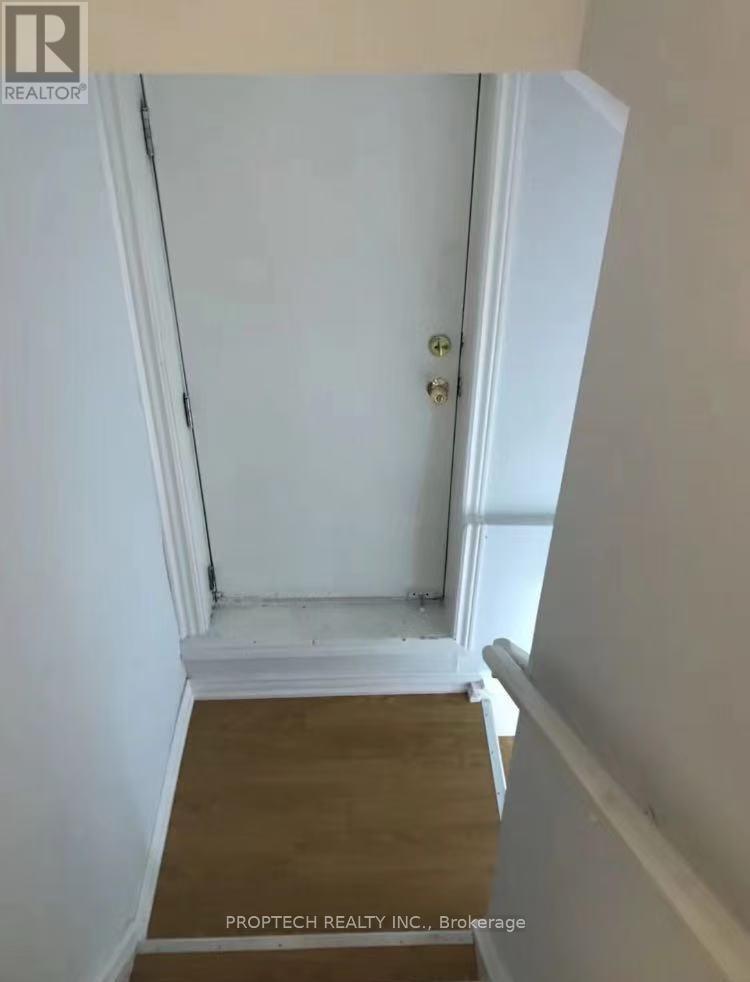 111 Digby Crescent, Markham, Ontario  L3R 7H4 - Photo 18 - N12883274