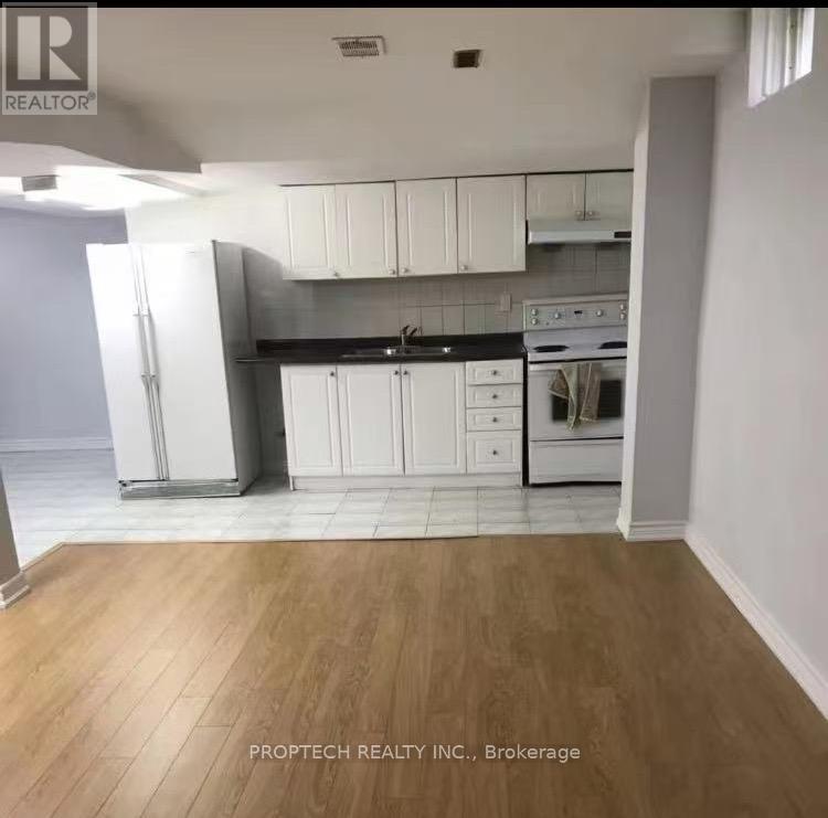 111 Digby Crescent, Markham, Ontario  L3R 7H4 - Photo 19 - N12883274