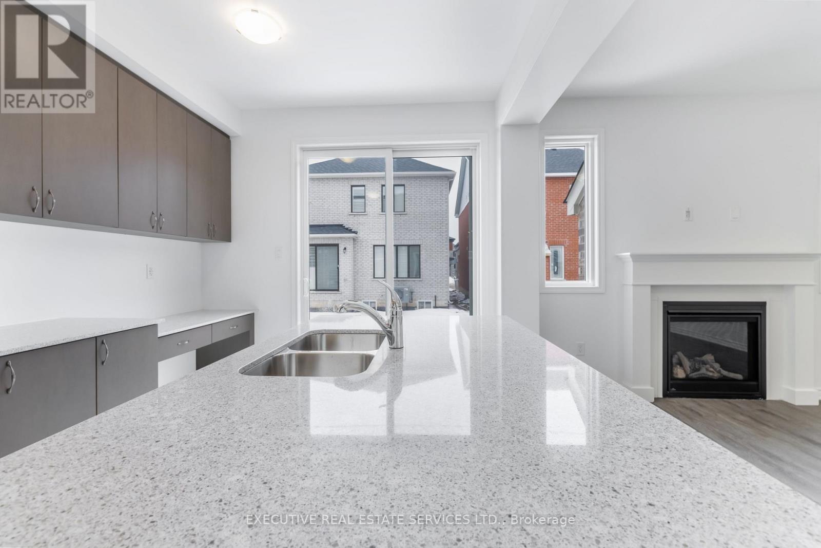 304 Starflower Place, Milton, Ontario  L9E 2B7 - Photo 18 - W12883256