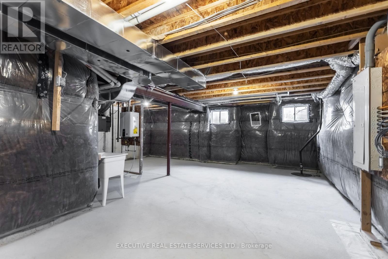 304 Starflower Place, Milton, Ontario  L9E 2B7 - Photo 43 - W12883256