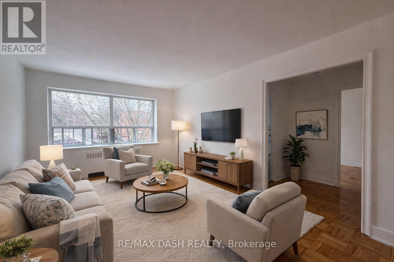 1 - 69 OLD MILL TERRACE, Toronto, Ontario