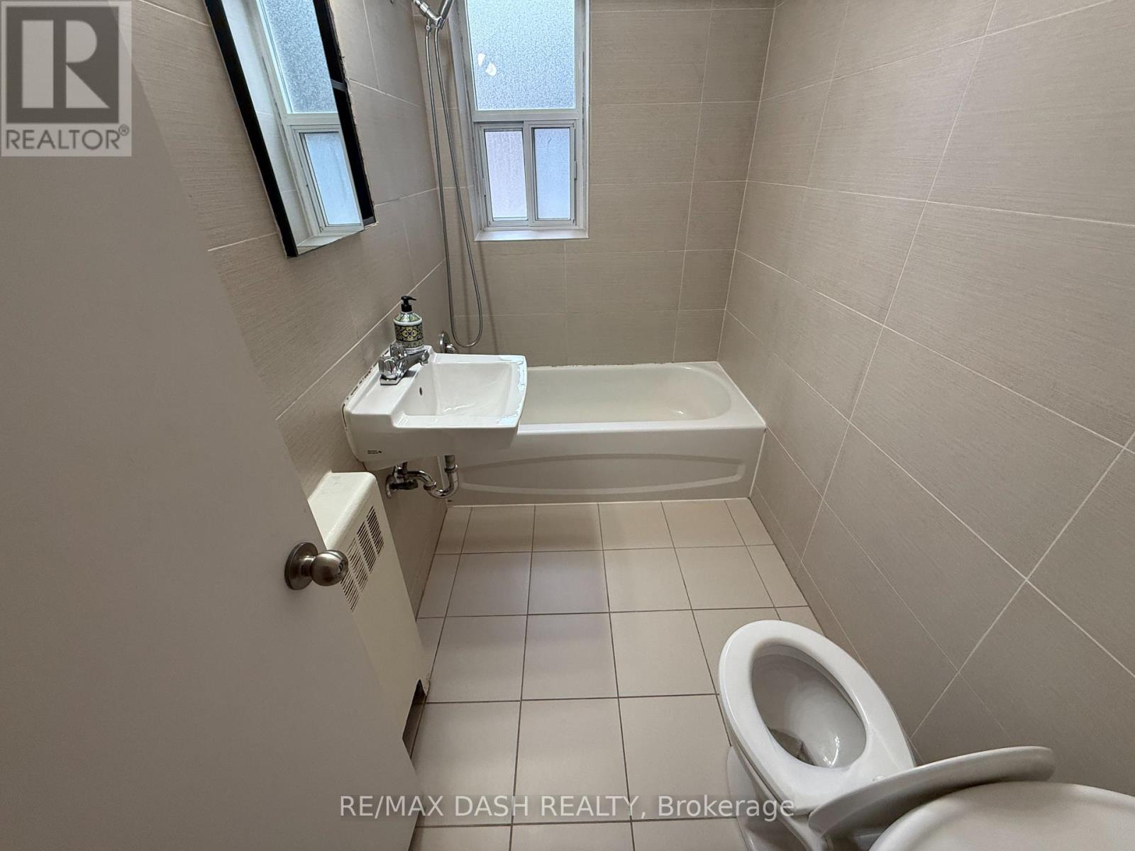 1 - 69 Old Mill Terrace, Toronto, Ontario  M8X 1A1 - Photo 14 - W12883262