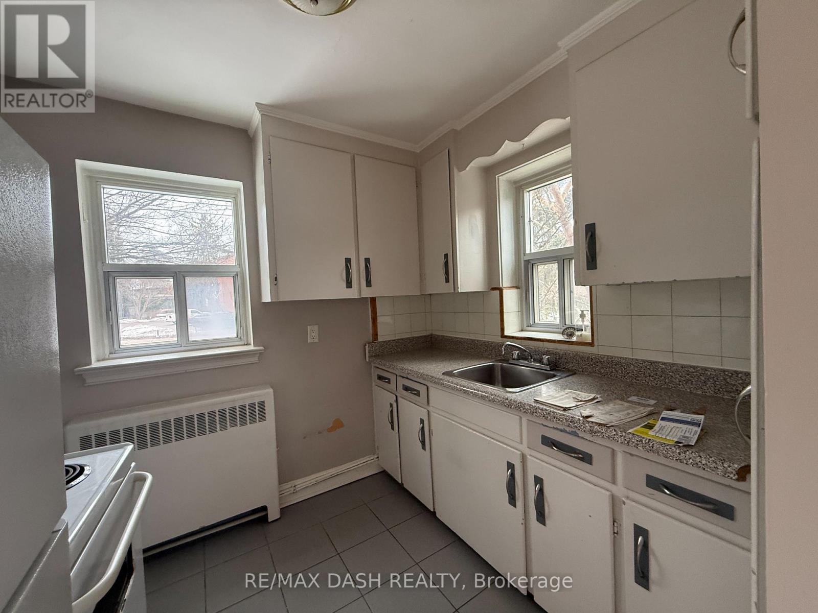 1 - 69 Old Mill Terrace, Toronto, Ontario  M8X 1A1 - Photo 17 - W12883262