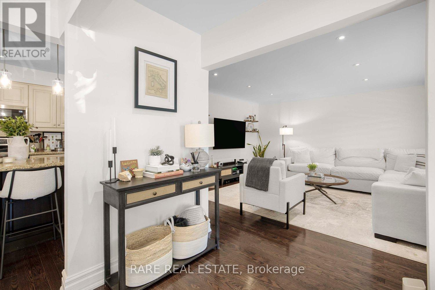 Main Floor - 238 Gary Drive, Toronto, Ontario  M9N 2M8 - Photo 12 - W12883268