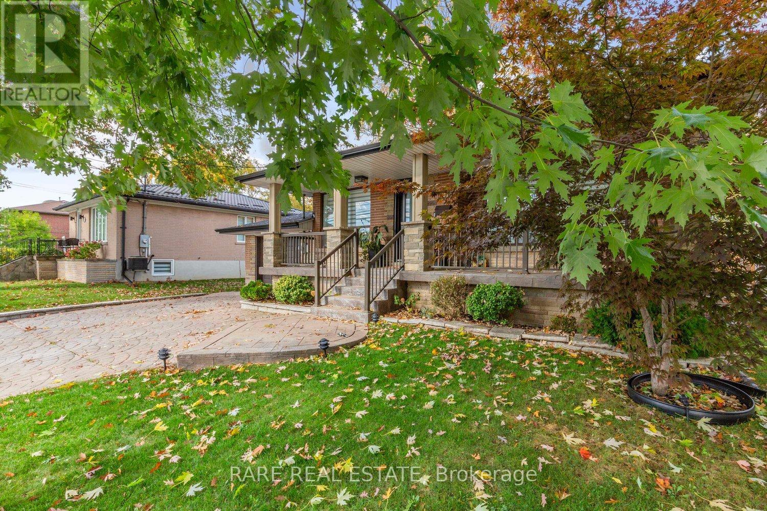 Main Floor - 238 Gary Drive, Toronto, Ontario  M9N 2M8 - Photo 5 - W12883268