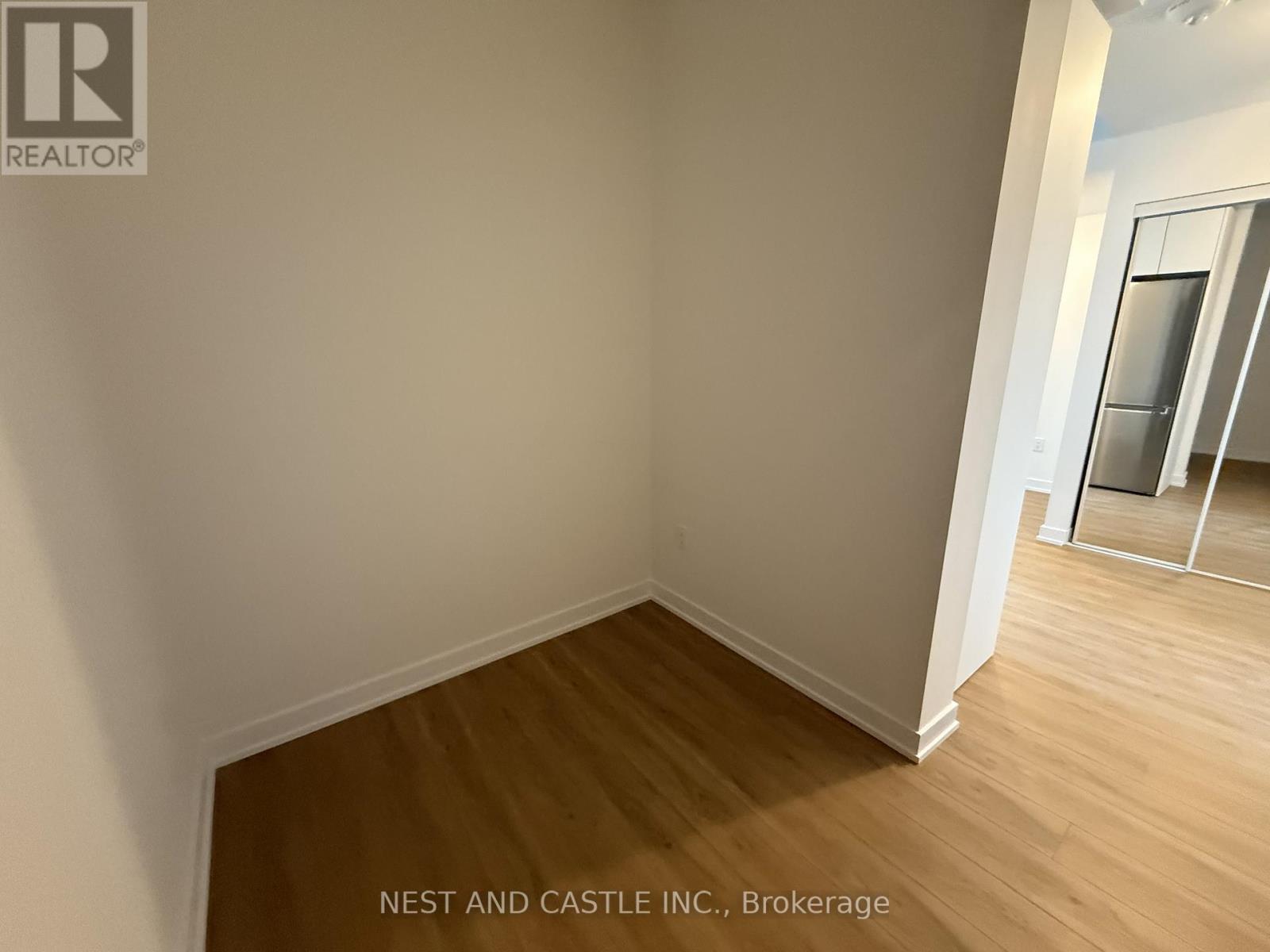 Ph02 - 500 Plains Road E, Burlington, Ontario  L7T 0C8 - Photo 19 - W12883272