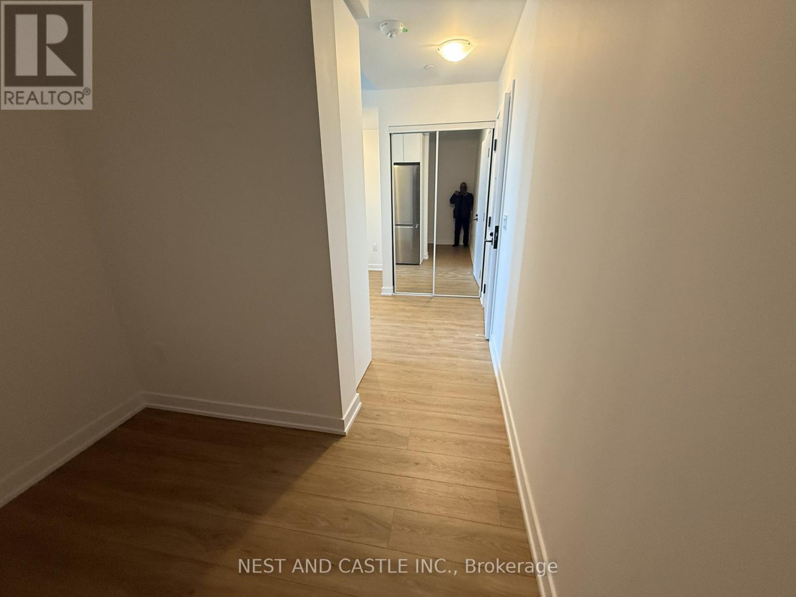 Ph02 - 500 Plains Road E, Burlington, Ontario  L7T 0C8 - Photo 20 - W12883272