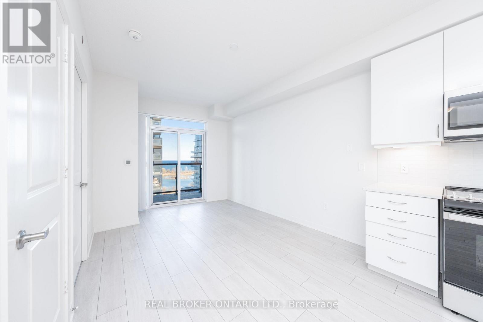 1203 - 38 Annie Craig Drive, Toronto, Ontario  M8V 0G9 - Photo 6 - W12883276
