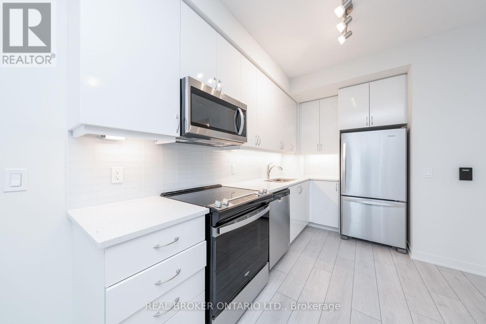 1203 - 38 Annie Craig Drive, Toronto, Ontario  M8V 0G9 - Photo 7 - W12883276