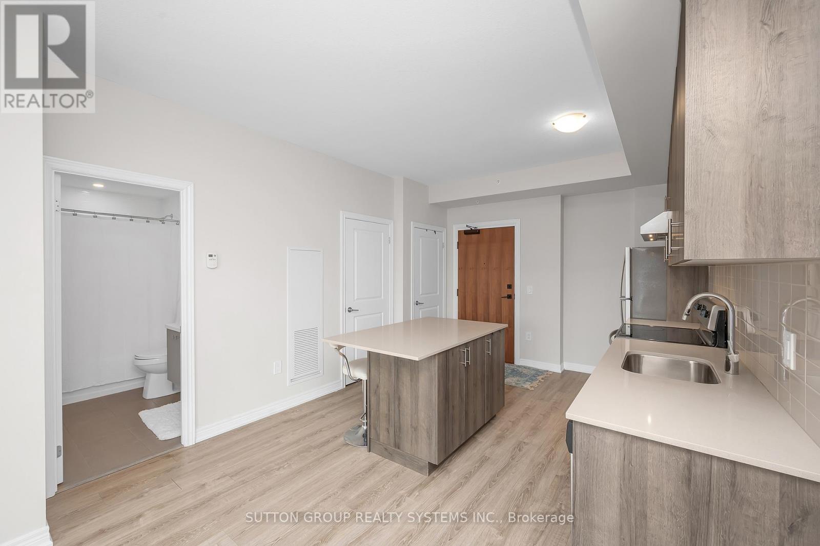 212 - 121 Highway 8, Hamilton, Ontario  L8G 0A3 - Photo 4 - X12883250