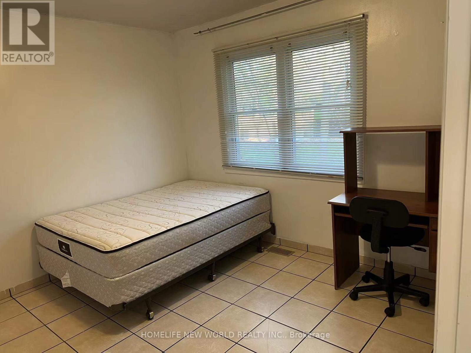 235 Bernard Avenue, London East, Ontario  M2K 1Z4 - Photo 6 - X12883260