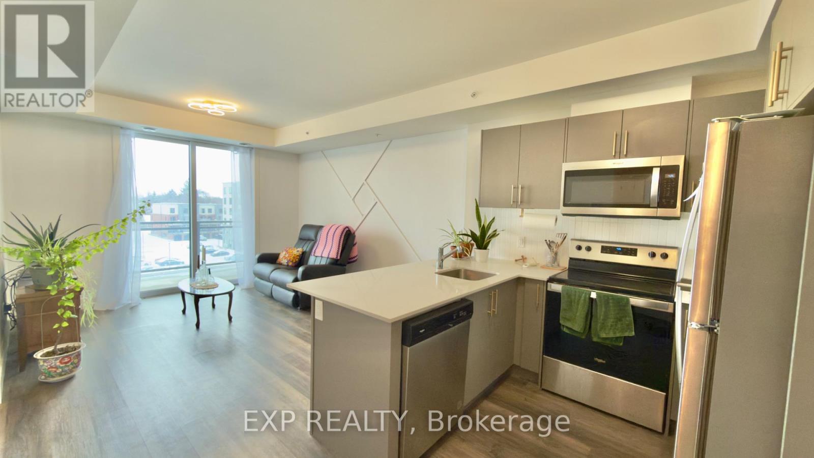 503 - 103 Roger Street, Waterloo, Ontario  N2J 0G2 - Photo 3 - X12883302