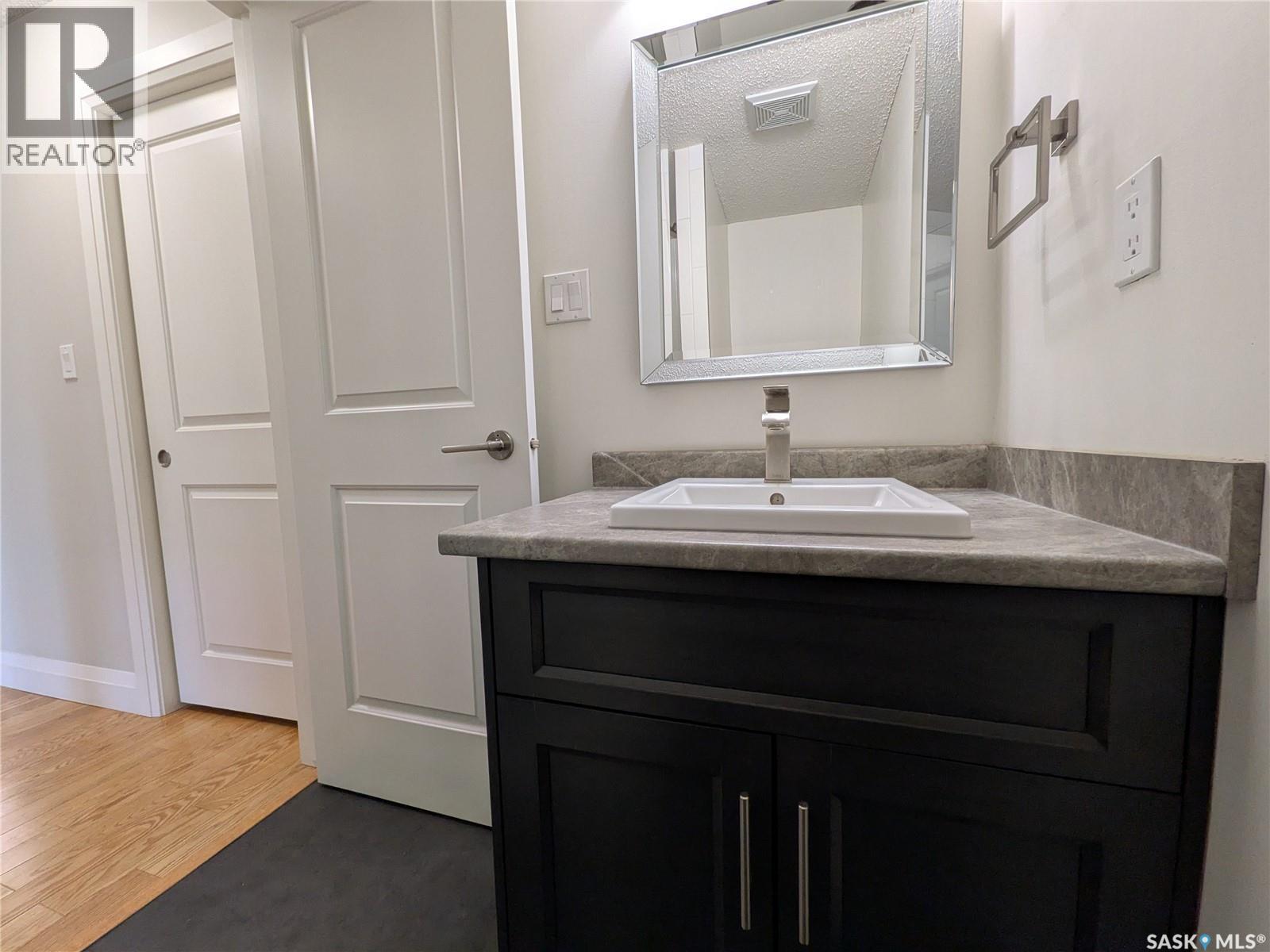 204 921 Main Street E, Saskatoon, Saskatchewan  S7H 0K5 - Photo 22 - SK030436