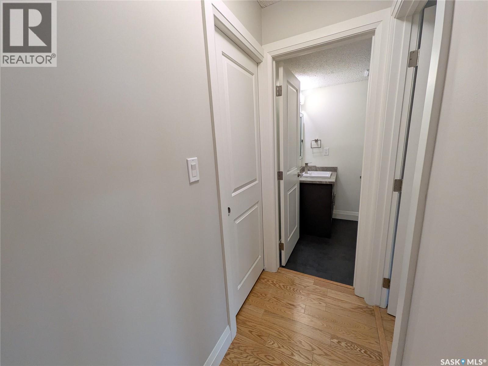 204 921 Main Street E, Saskatoon, Saskatchewan  S7H 0K5 - Photo 24 - SK030436