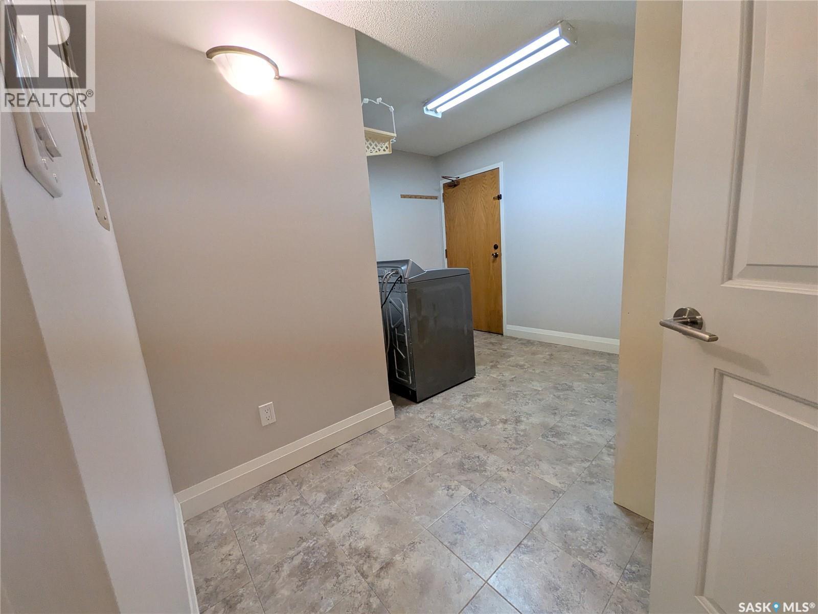 204 921 Main Street E, Saskatoon, Saskatchewan  S7H 0K5 - Photo 9 - SK030436