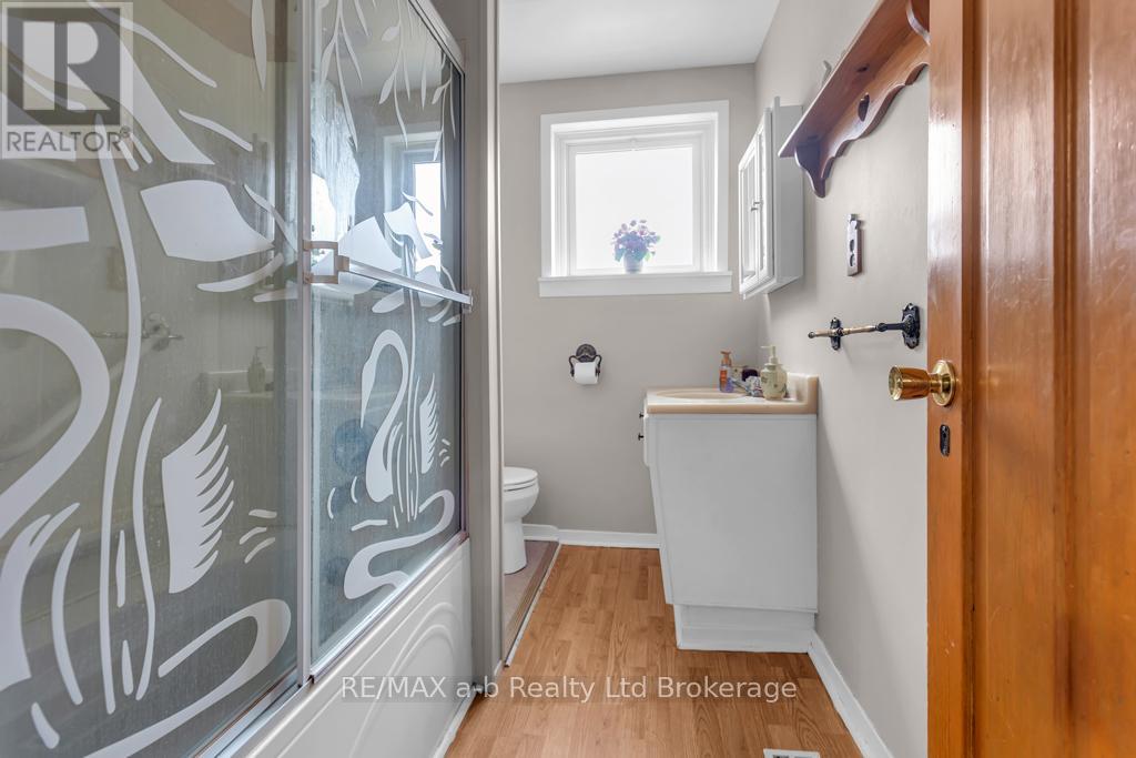 20 Concession Street W, Tillsonburg, Ontario  N4G 1R2 - Photo 16 - X12883310