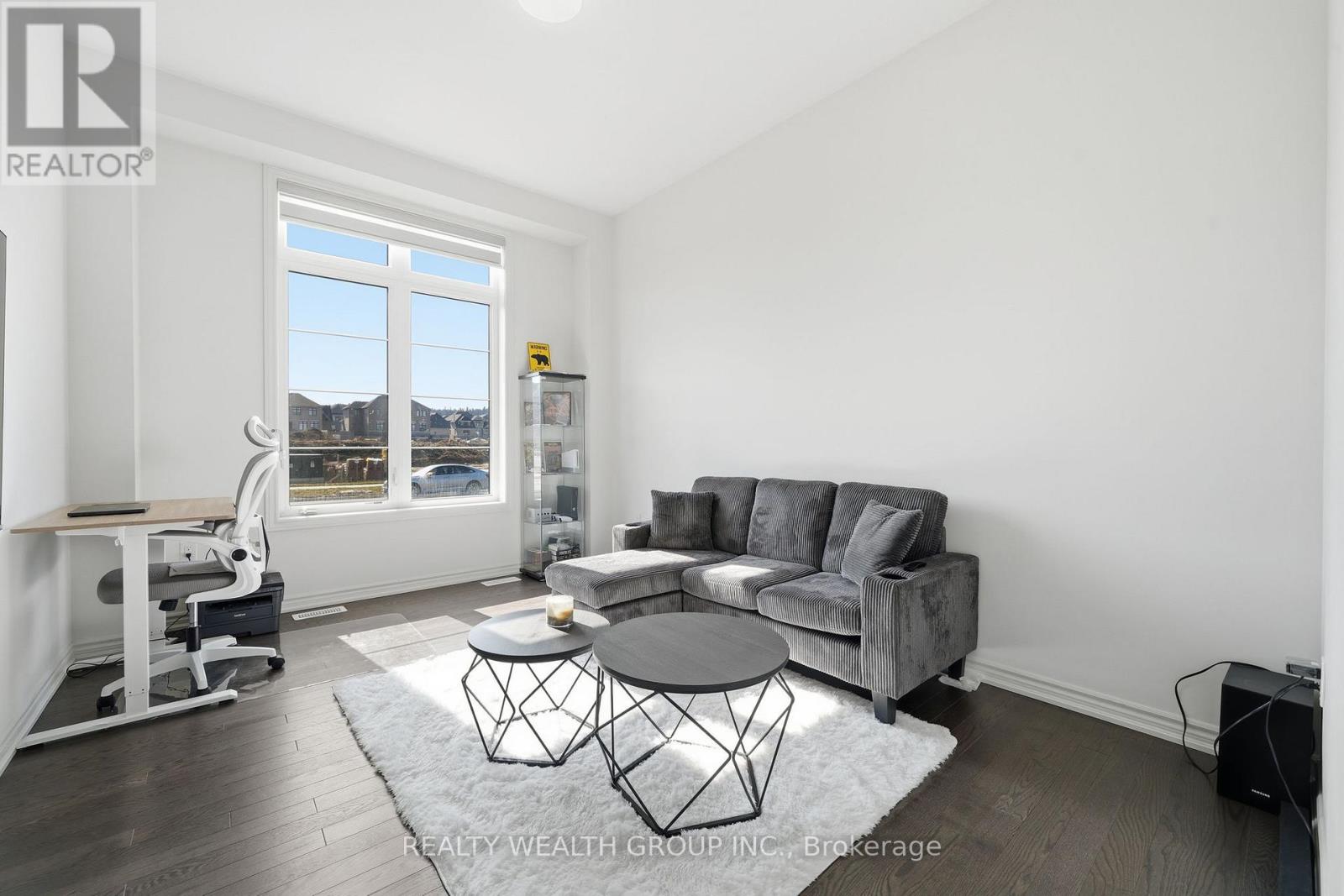 20 Magnolia Avenue, Adjala-Tosorontio, Ontario  L0G 1W0 - Photo 15 - N12883318