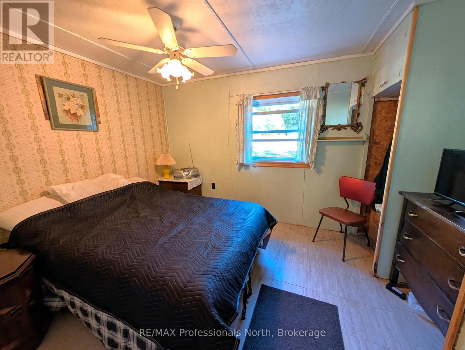 40 Centre Road, Parry Sound Remote Area, Ontario  P0A 1X0 - Photo 12 - X12883320