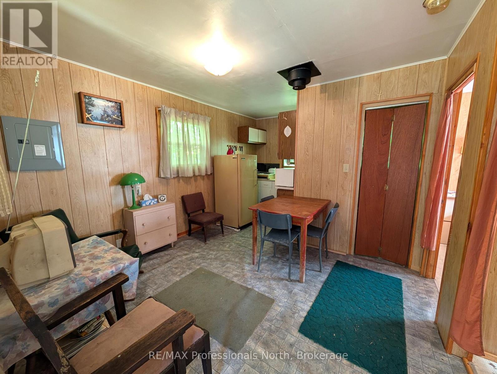 40 Centre Road, Parry Sound Remote Area, Ontario  P0A 1X0 - Photo 19 - X12883320