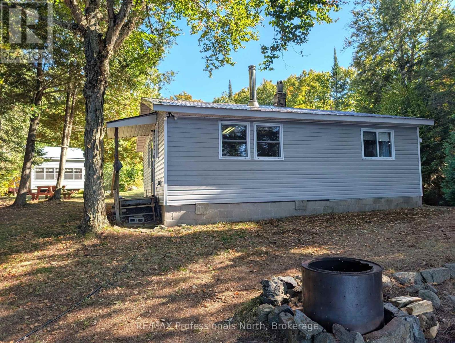 40 Centre Road, Parry Sound Remote Area, Ontario  P0A 1X0 - Photo 8 - X12883320