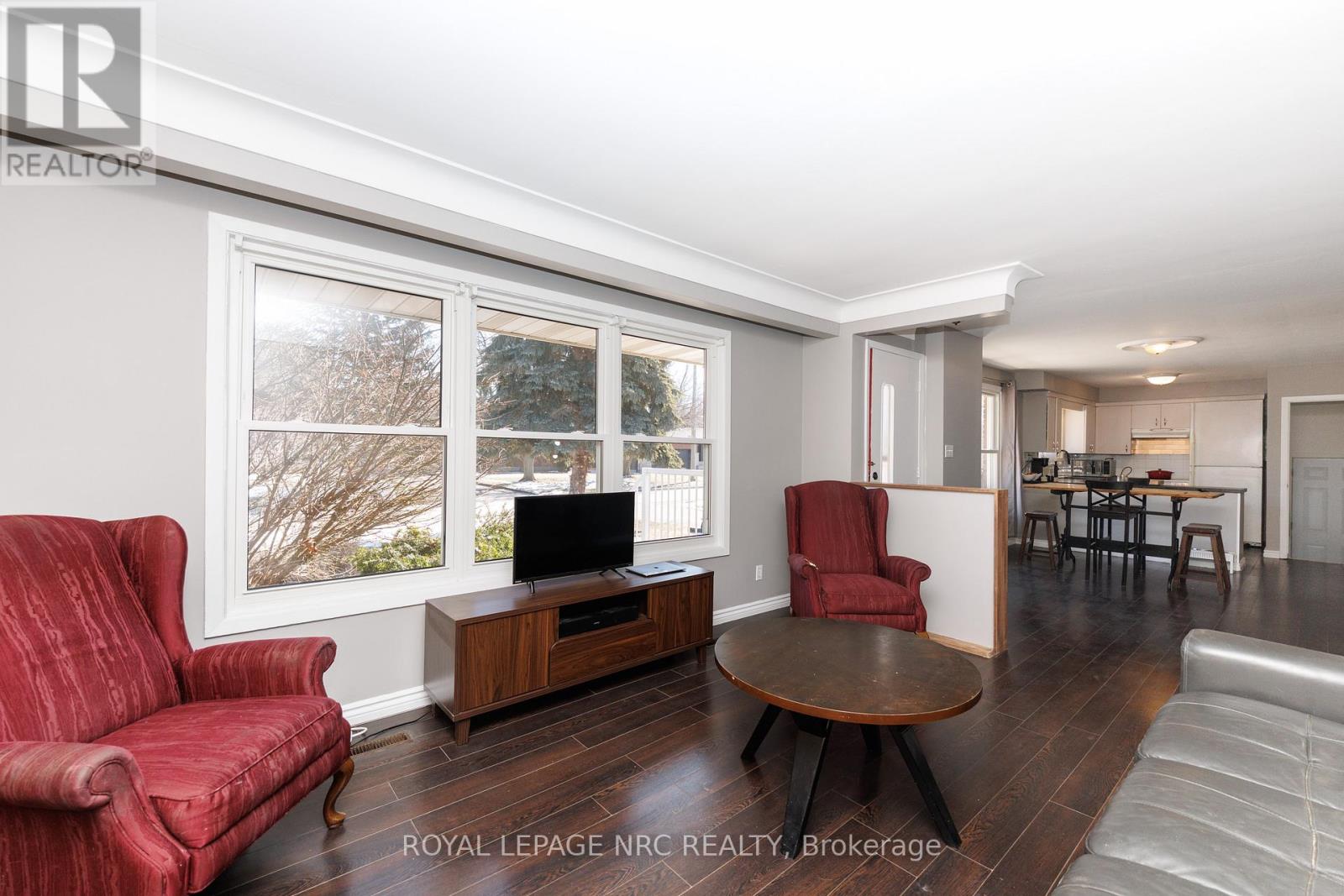 51 Henry Street, Niagara-On-The-Lake (Virgil), Ontario  L0S 1T0 - Photo 6 - X12840890