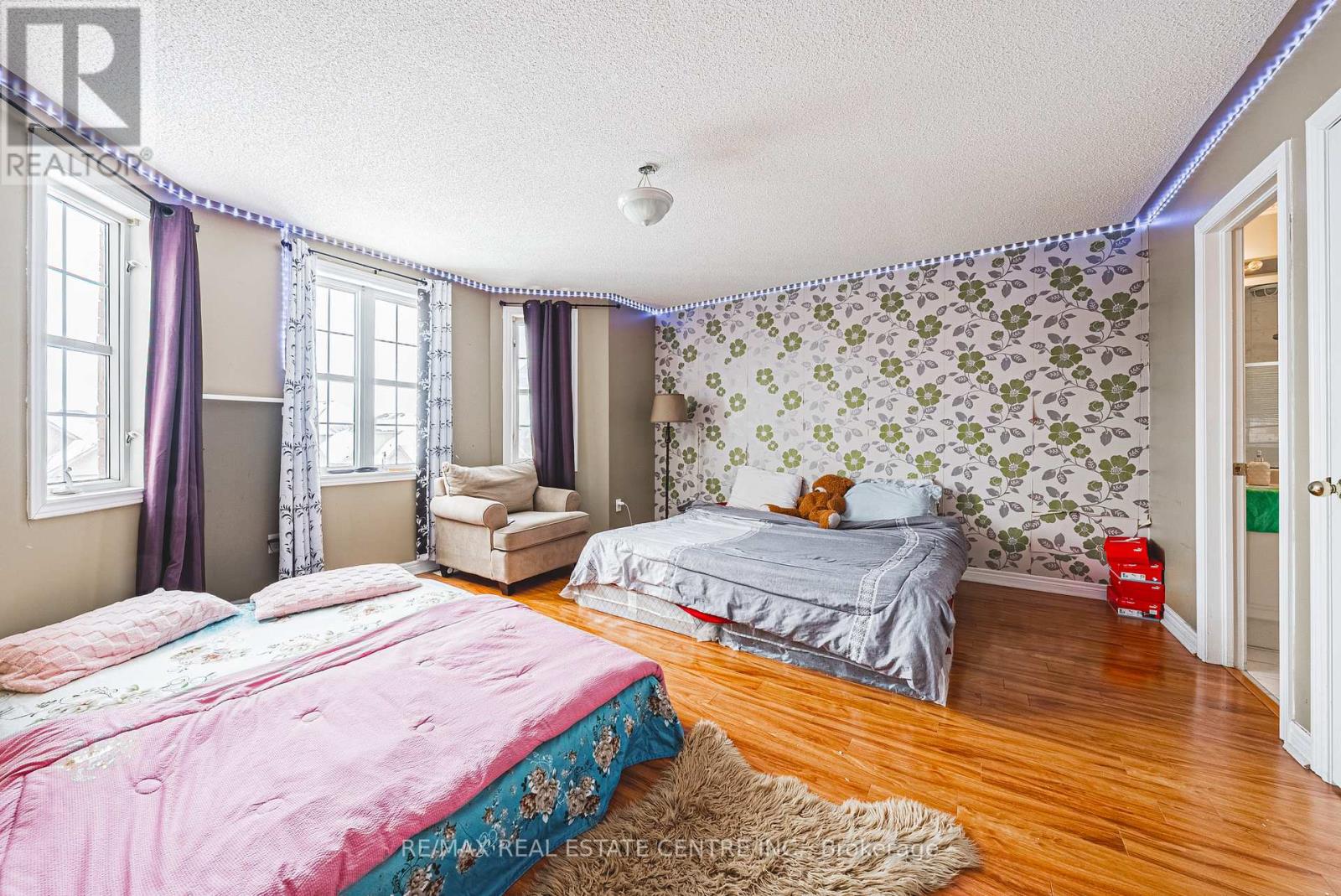 66 Citadel Crescent, Brampton (Vales Of Castlemore North), Ontario  L6P 1X8 - Photo 21 - W12762046