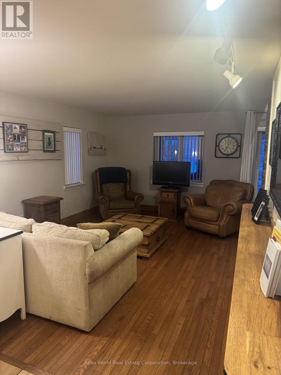 20 Point View Drive, Northern Bruce Peninsula, Ontario  N0H 1W0 - Photo 2 - X12883120