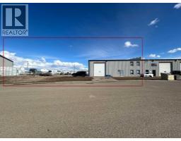 28 Pembina Drive NE, Redcliff, Alberta