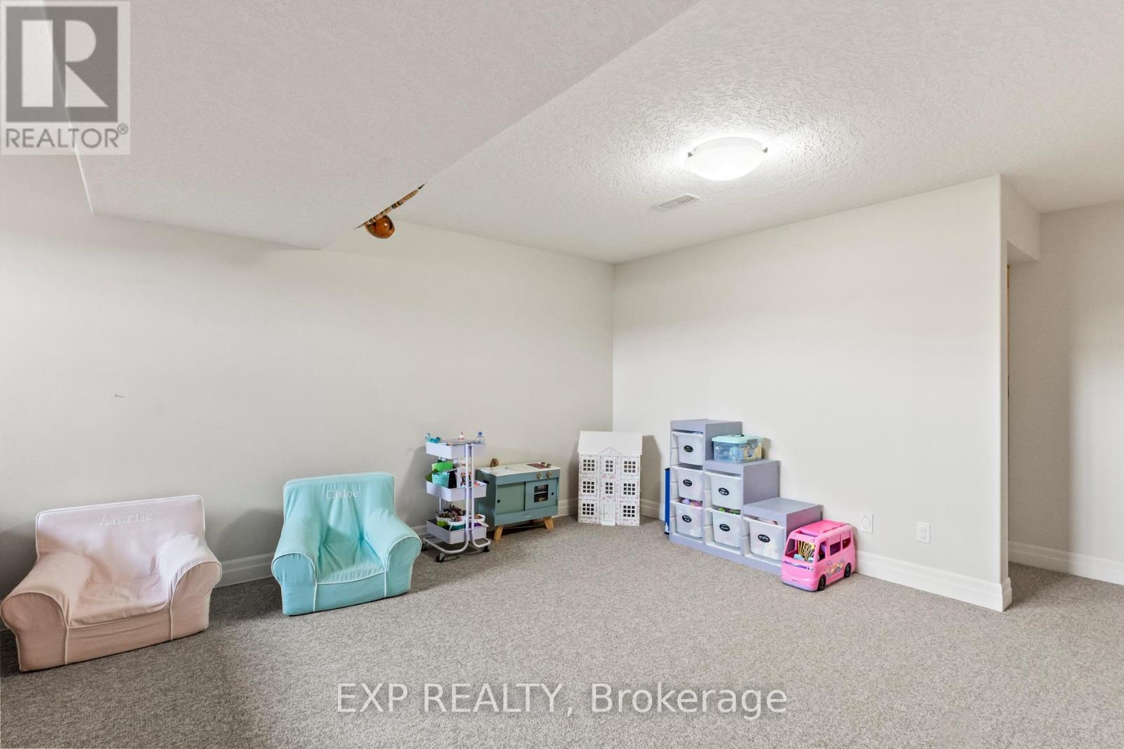 56 Cortland Crescent, Quinte West, Ontario  K8V 0E9 - Photo 32 - X12883344