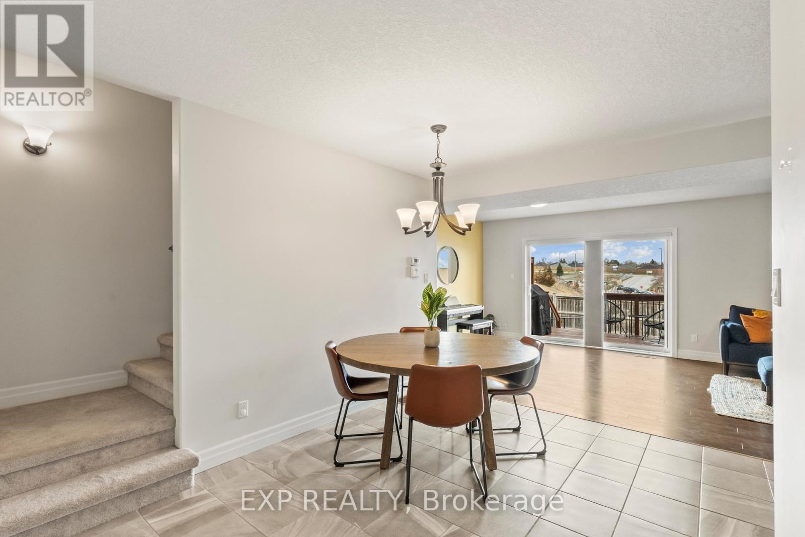 56 Cortland Crescent, Quinte West, Ontario  K8V 0E9 - Photo 6 - X12883344