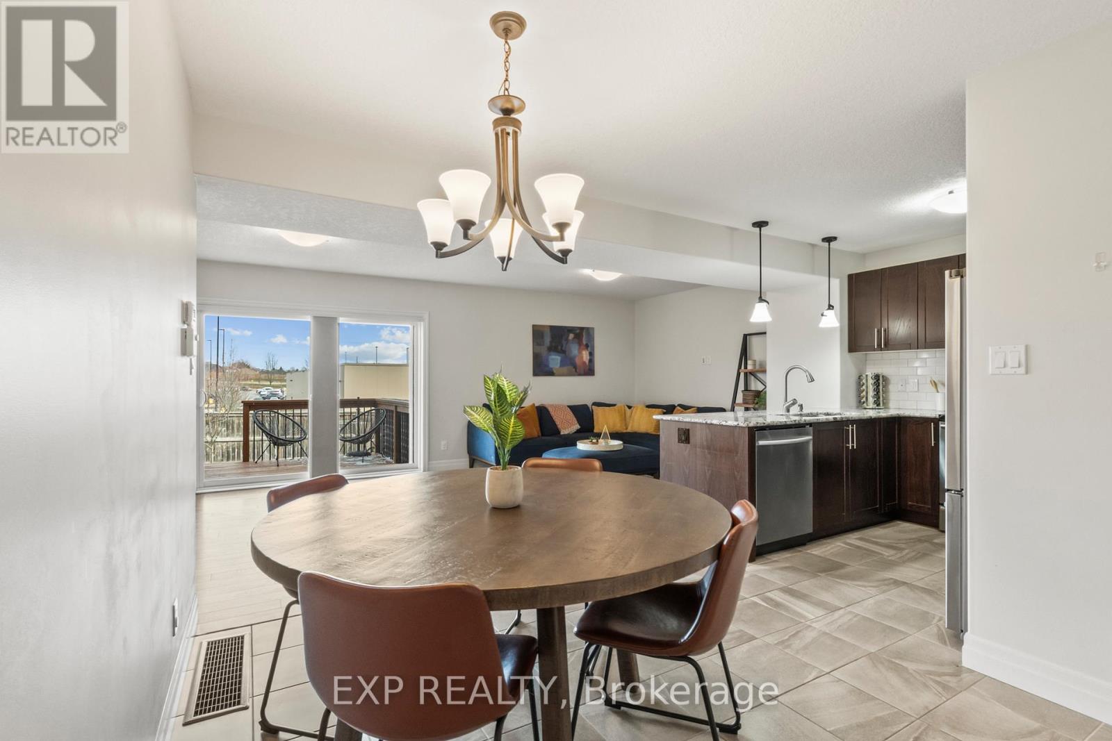 56 Cortland Crescent, Quinte West, Ontario  K8V 0E9 - Photo 7 - X12883344