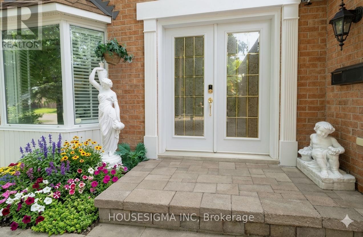 566 Falwyn Crescent, Ottawa, Ontario  K4A 2A4 - Photo 2 - X12883334