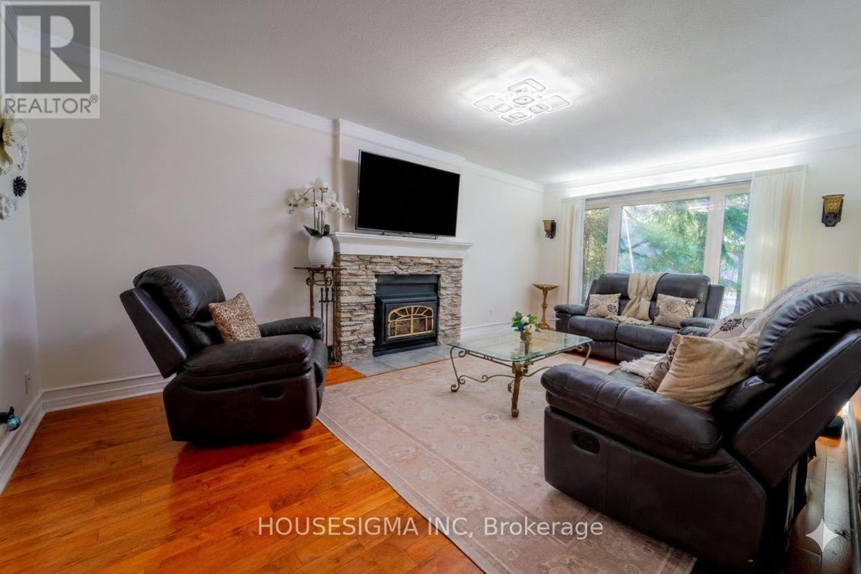 566 Falwyn Crescent, Ottawa, Ontario  K4A 2A4 - Photo 7 - X12883334