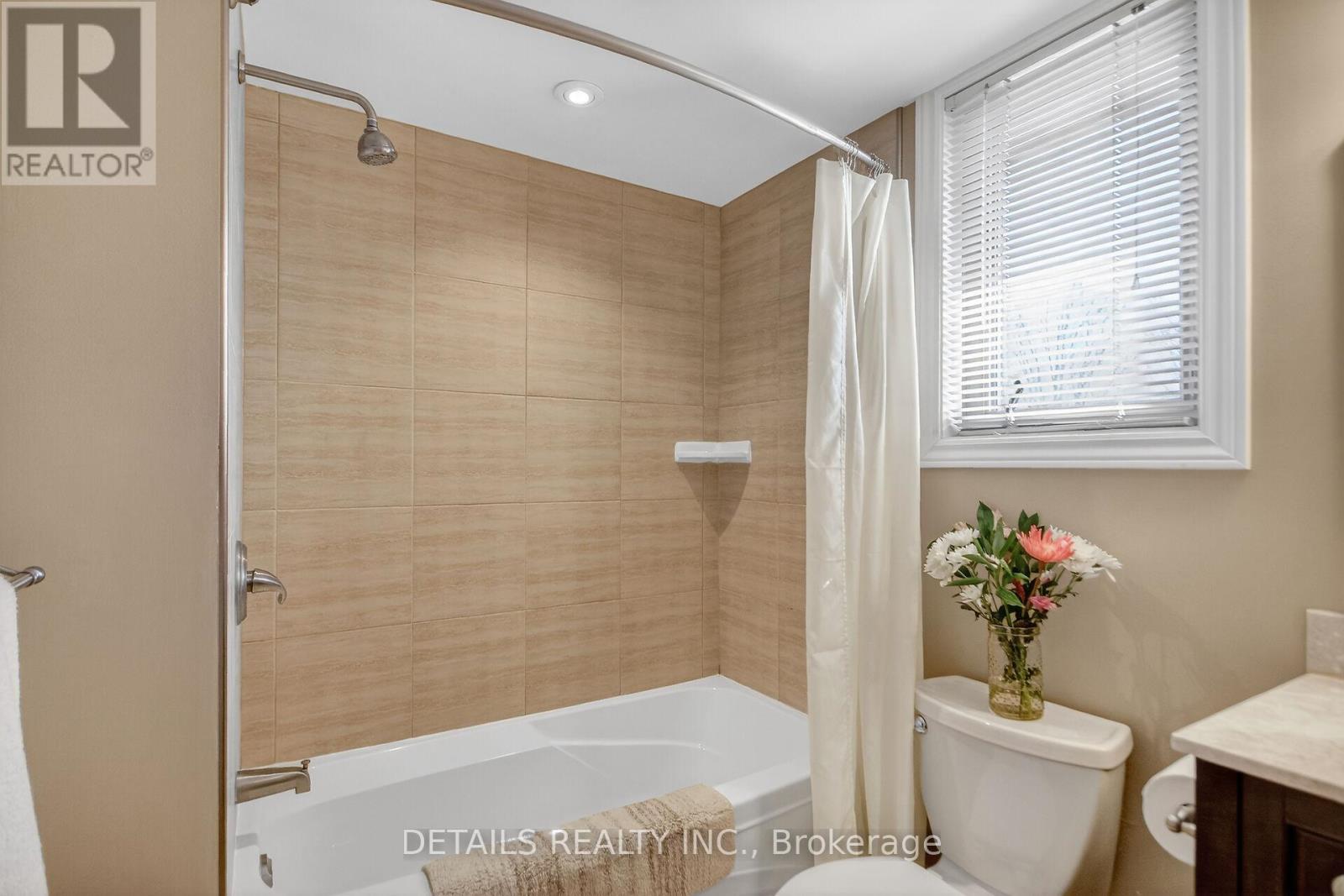 37 Gillespie Crescent N, Ottawa, Ontario  K1V 0C1 - Photo 26 - X12883342