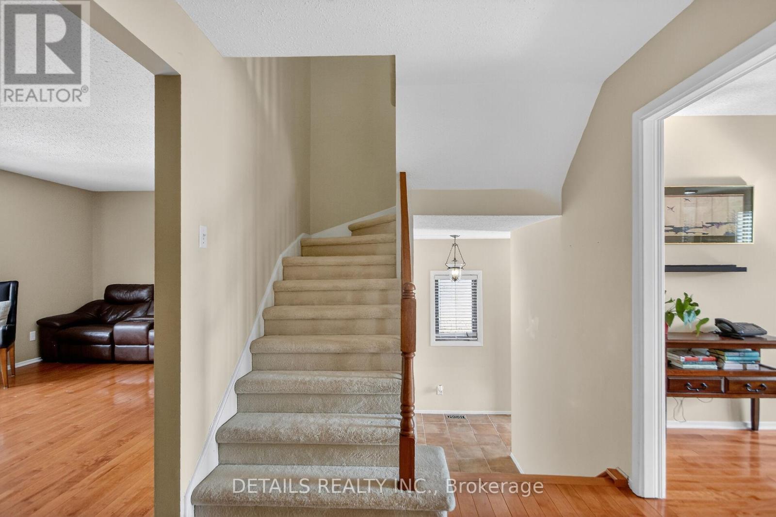 37 Gillespie Crescent N, Ottawa, Ontario  K1V 0C1 - Photo 30 - X12883342