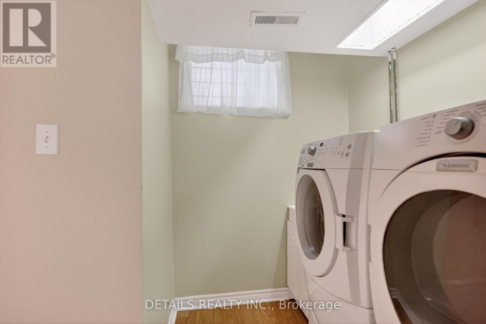 37 Gillespie Crescent N, Ottawa, Ontario  K1V 0C1 - Photo 31 - X12883342