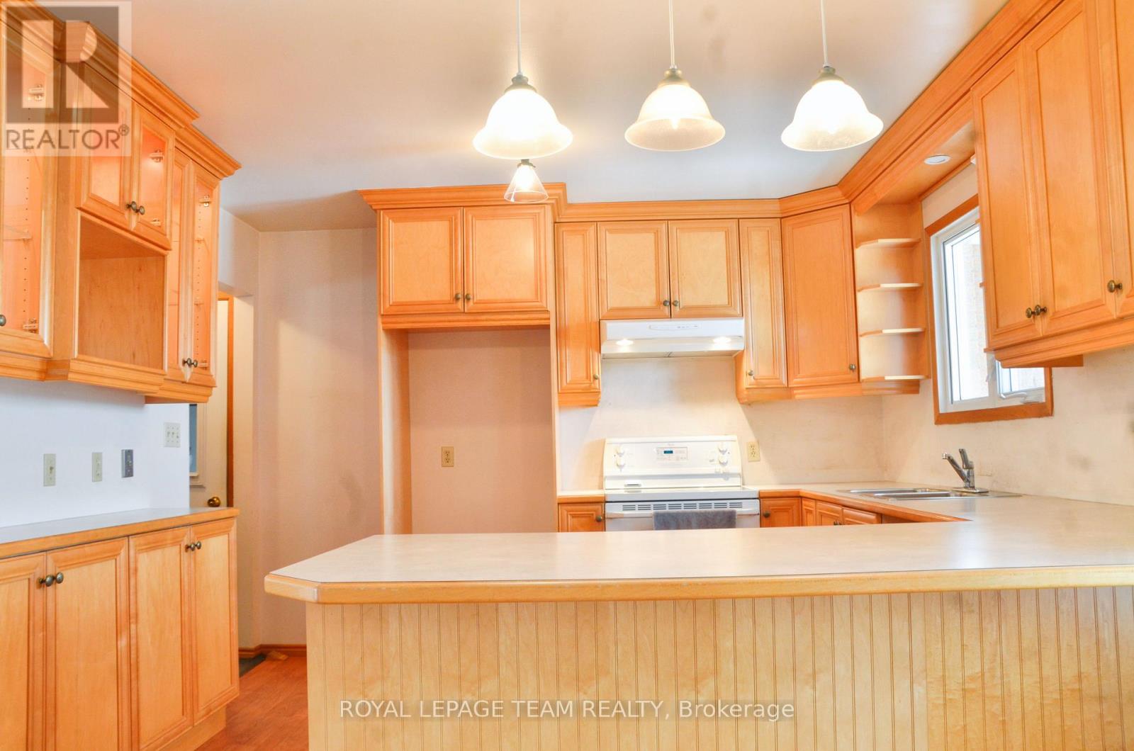 5740 Carman Road, South Dundas, Ontario  K0E 1K0 - Photo 5 - X12883370