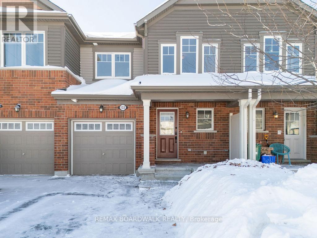 132 CONIFER CREEK CIRCLE, Ottawa, Ontario