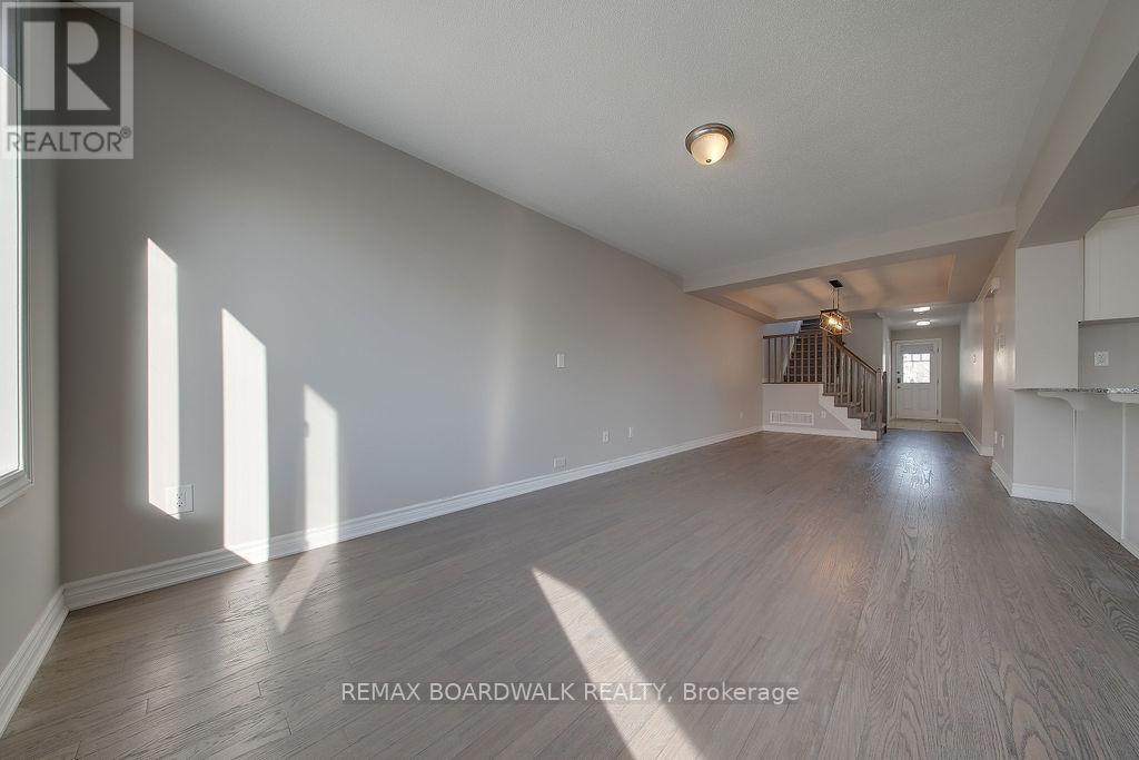 132 Conifer Creek Circle, Ottawa, Ontario  K2M 0M2 - Photo 11 - X12883380