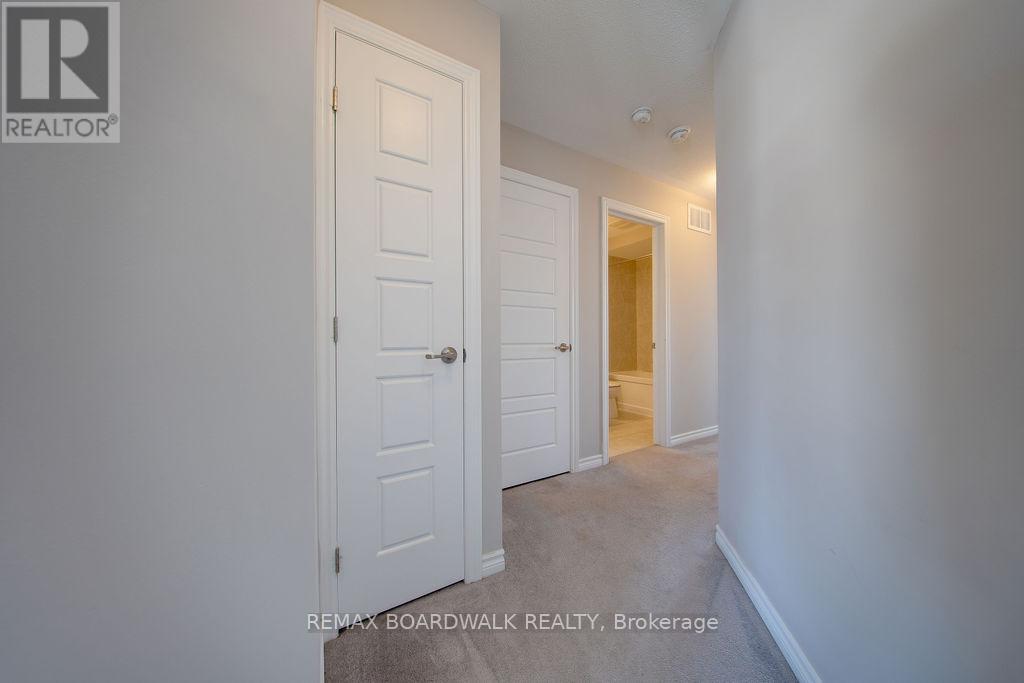 132 Conifer Creek Circle, Ottawa, Ontario  K2M 0M2 - Photo 34 - X12883380