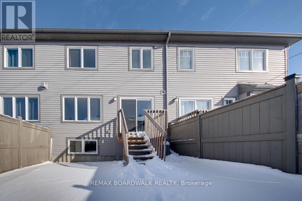 132 Conifer Creek Circle, Ottawa, Ontario  K2M 0M2 - Photo 49 - X12883380