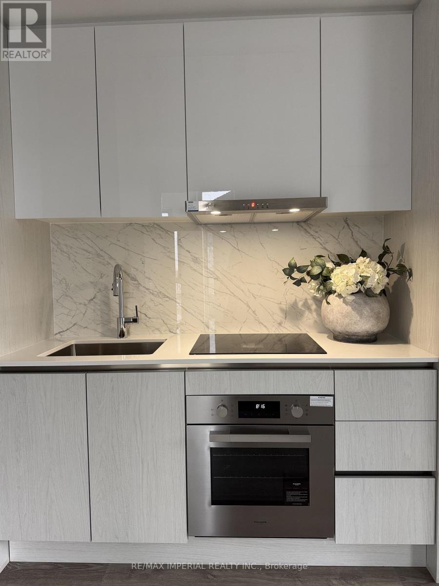 1603 - 180 FRONT STREET E, Toronto, Ontario