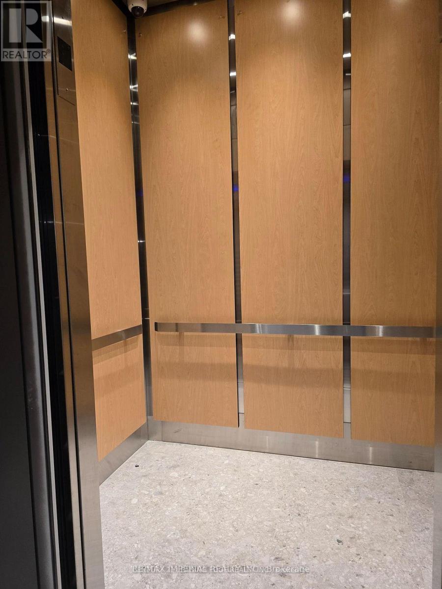 1603 - 180 Front Street E, Toronto, Ontario  M5A 0A9 - Photo 13 - C12883336