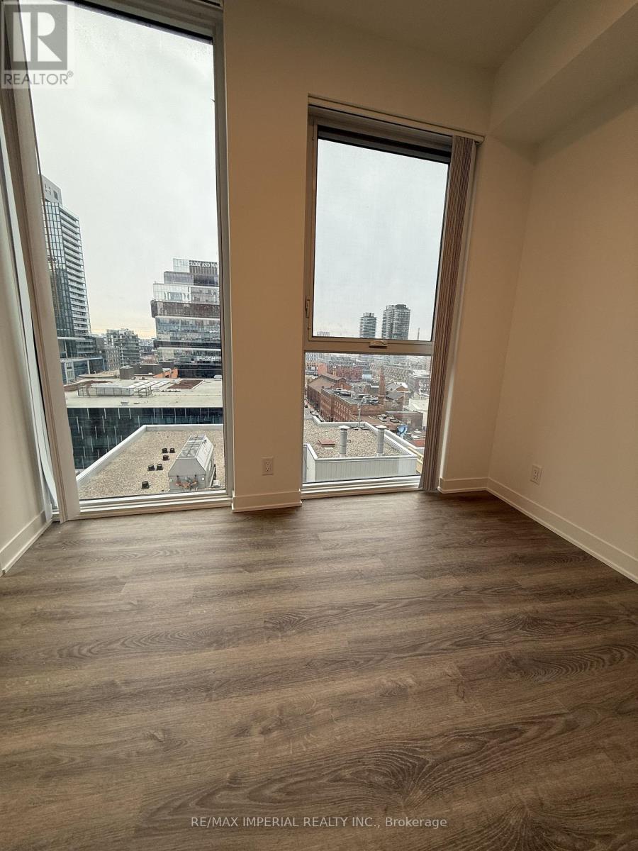 1603 - 180 Front Street E, Toronto, Ontario  M5A 0A9 - Photo 5 - C12883336