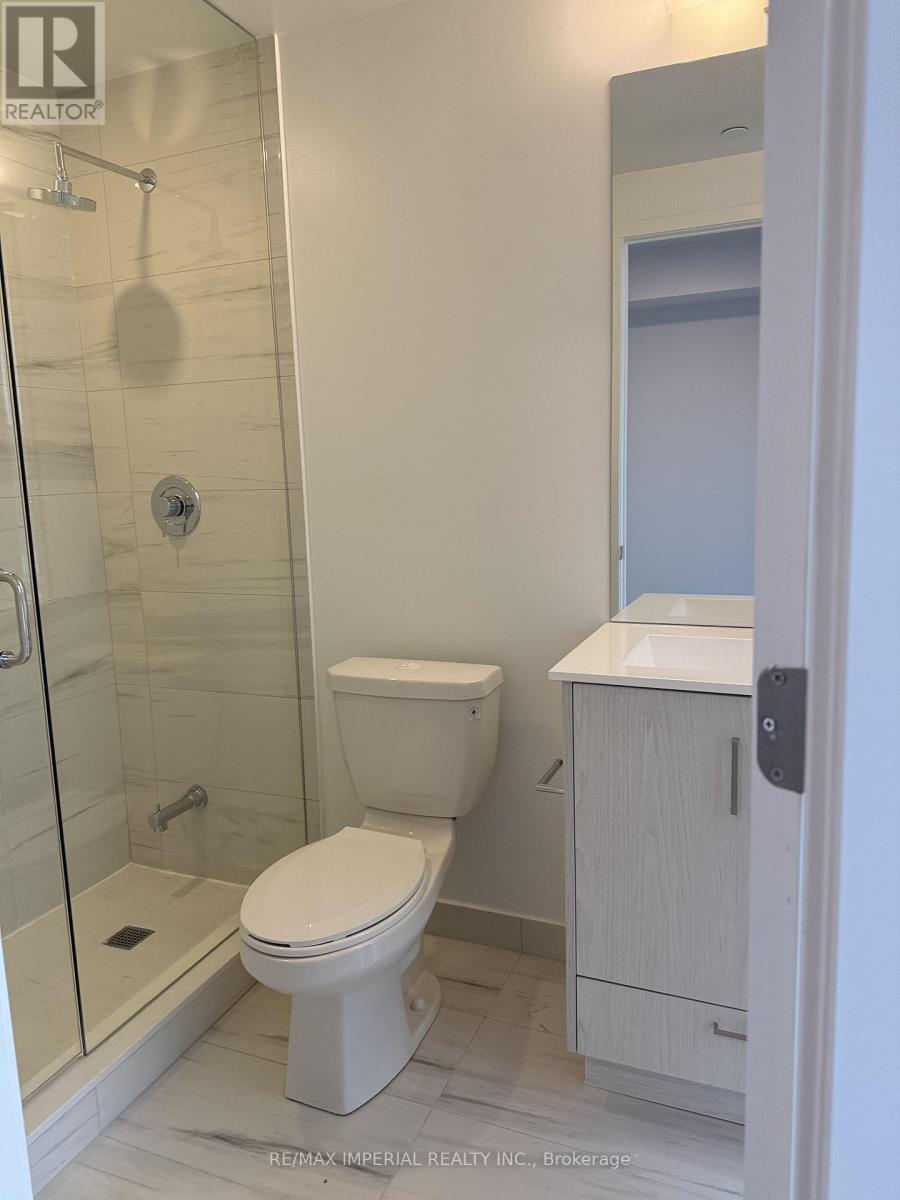 1603 - 180 Front Street E, Toronto, Ontario  M5A 0A9 - Photo 8 - C12883336