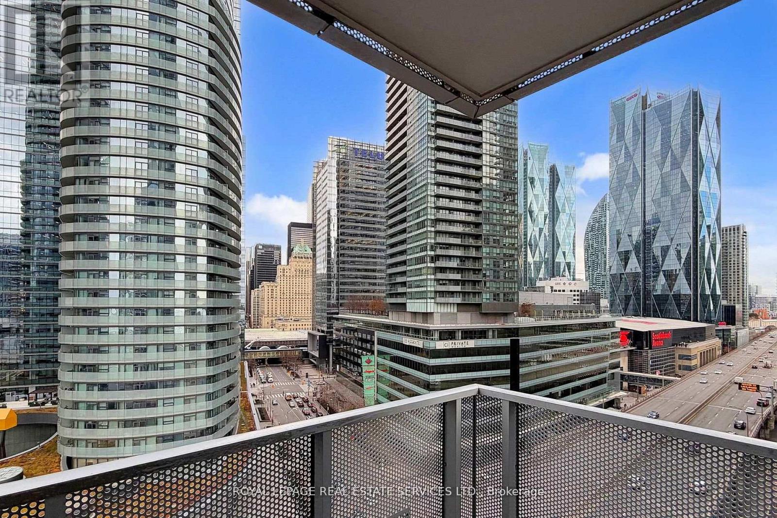 1403 - 10 York Street, Toronto, Ontario  M5J 2Z2 - Photo 25 - C12883382