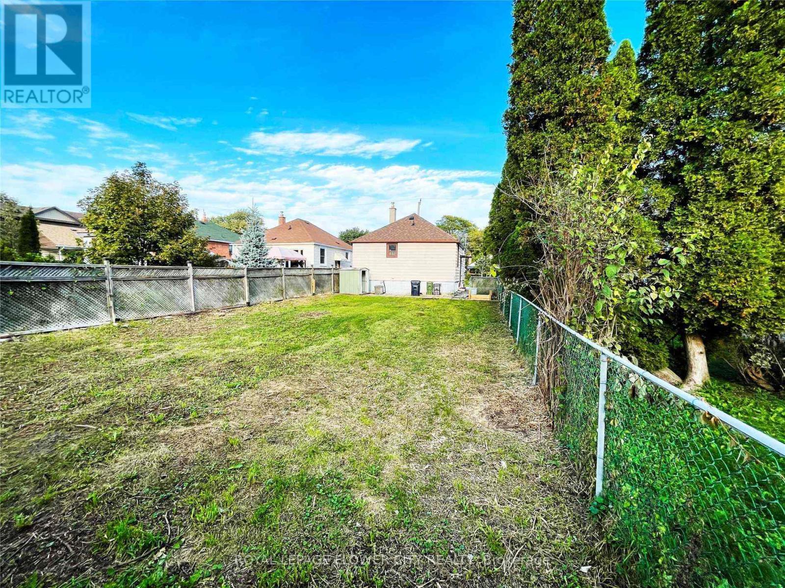 52 Claremore Avenue, Toronto, Ontario  M1N 3R9 - Photo 15 - E12883350