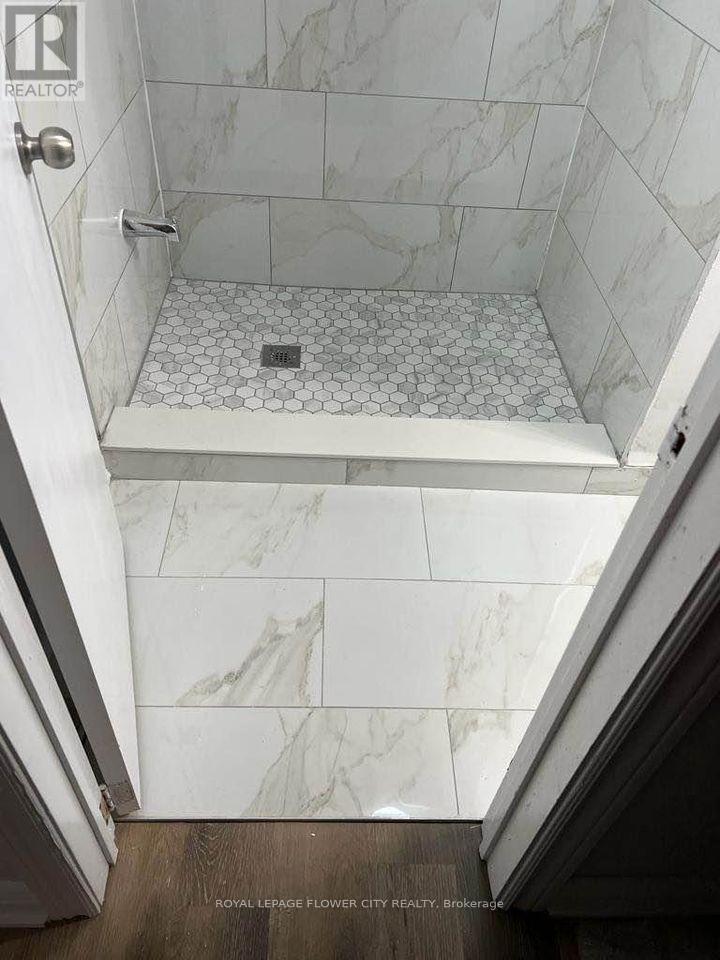 52 Claremore Avenue, Toronto, Ontario  M1N 3R9 - Photo 9 - E12883350